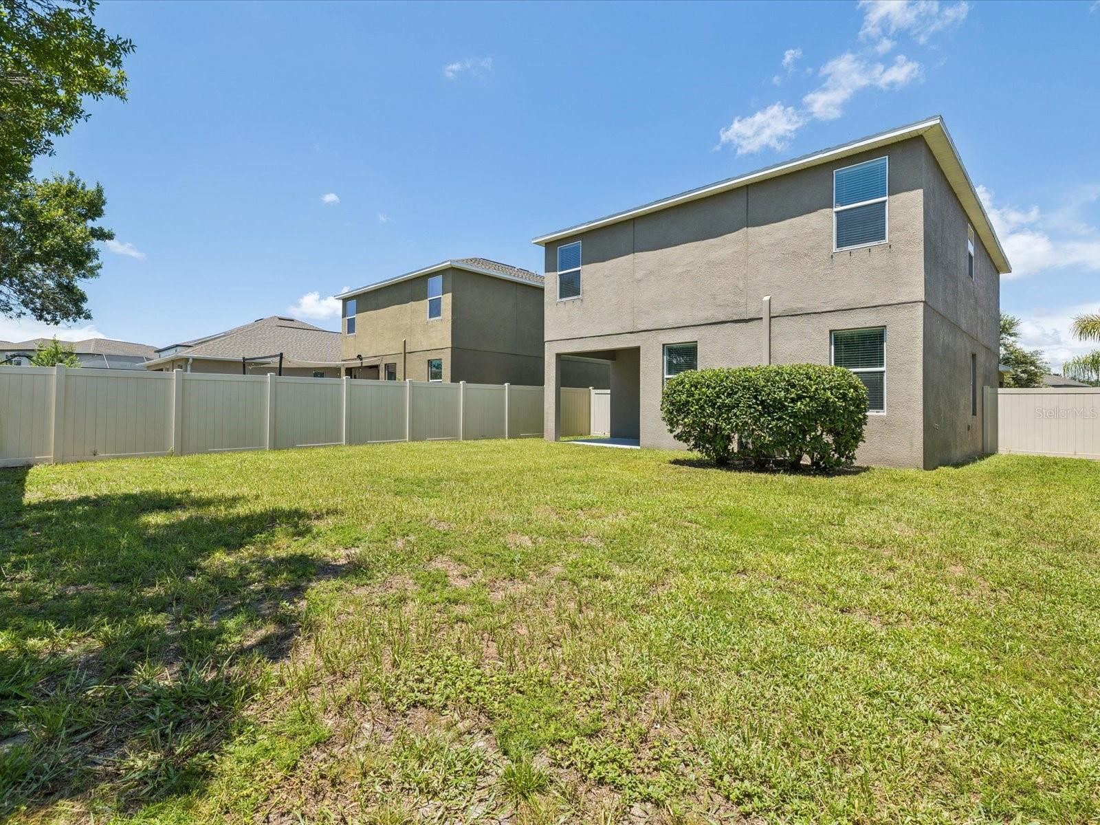 Watch virtual tour for more details