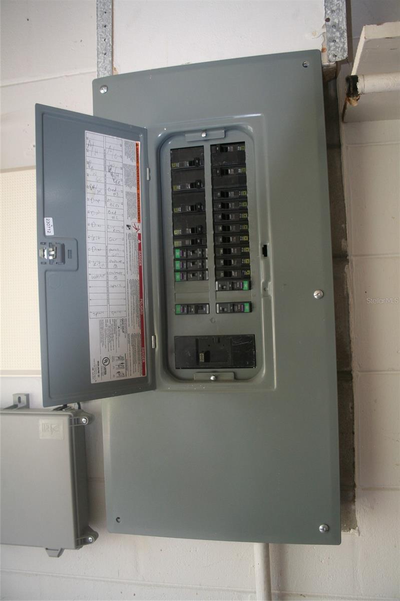 TB8420062