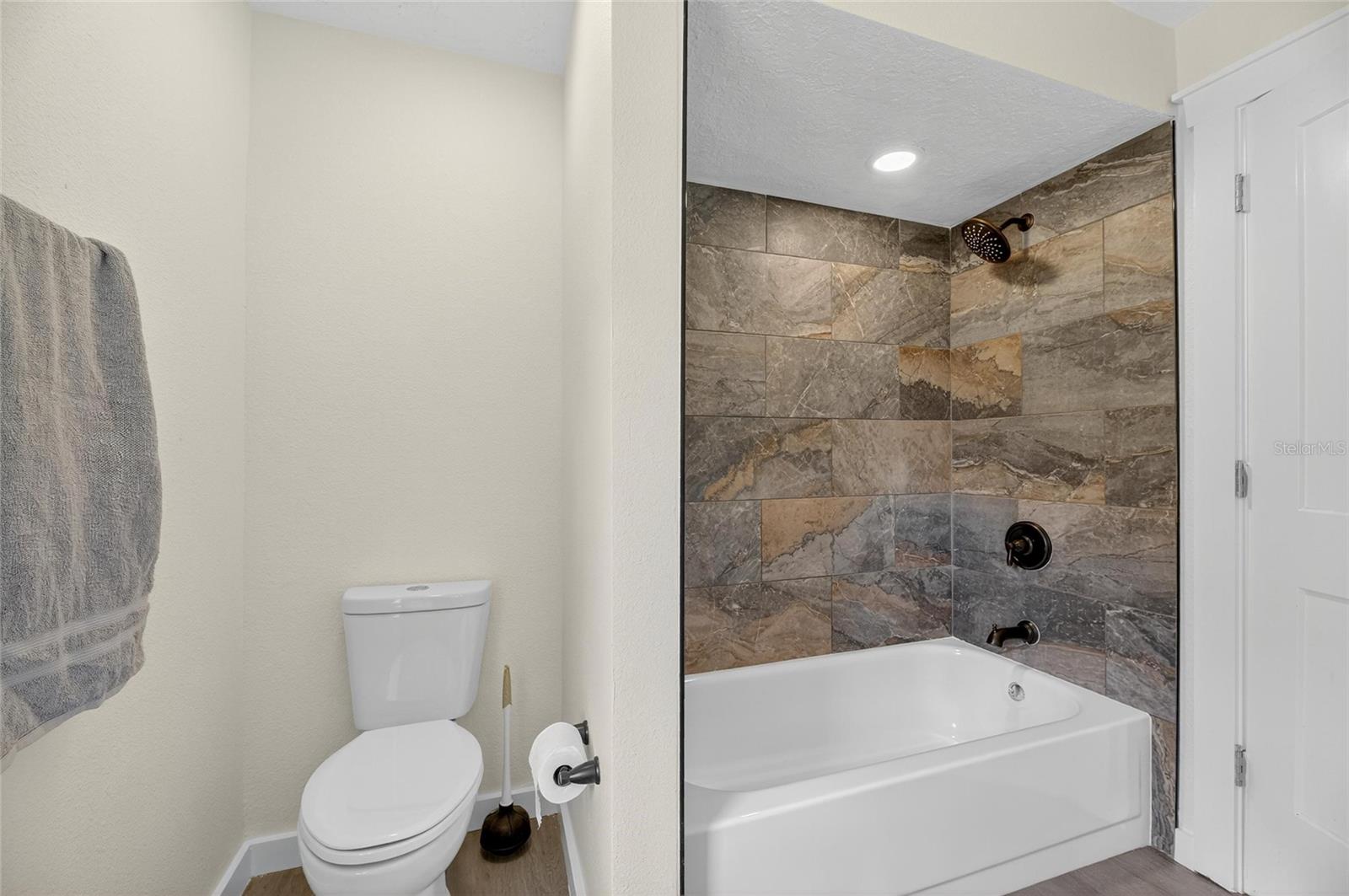 Bath Room 1