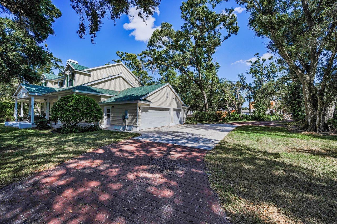 Looking at the rear of the home from the driveway.