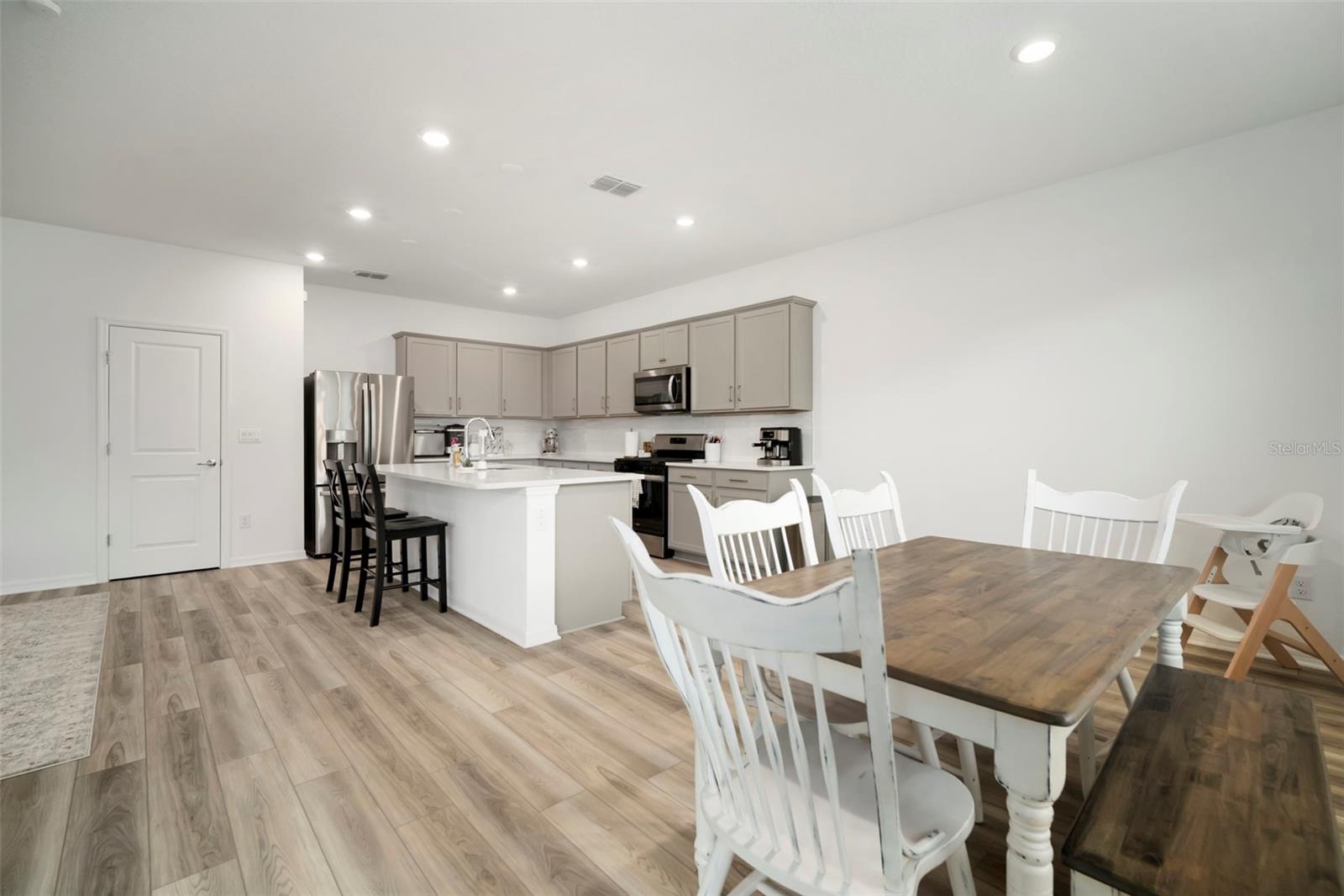 Formal Dining