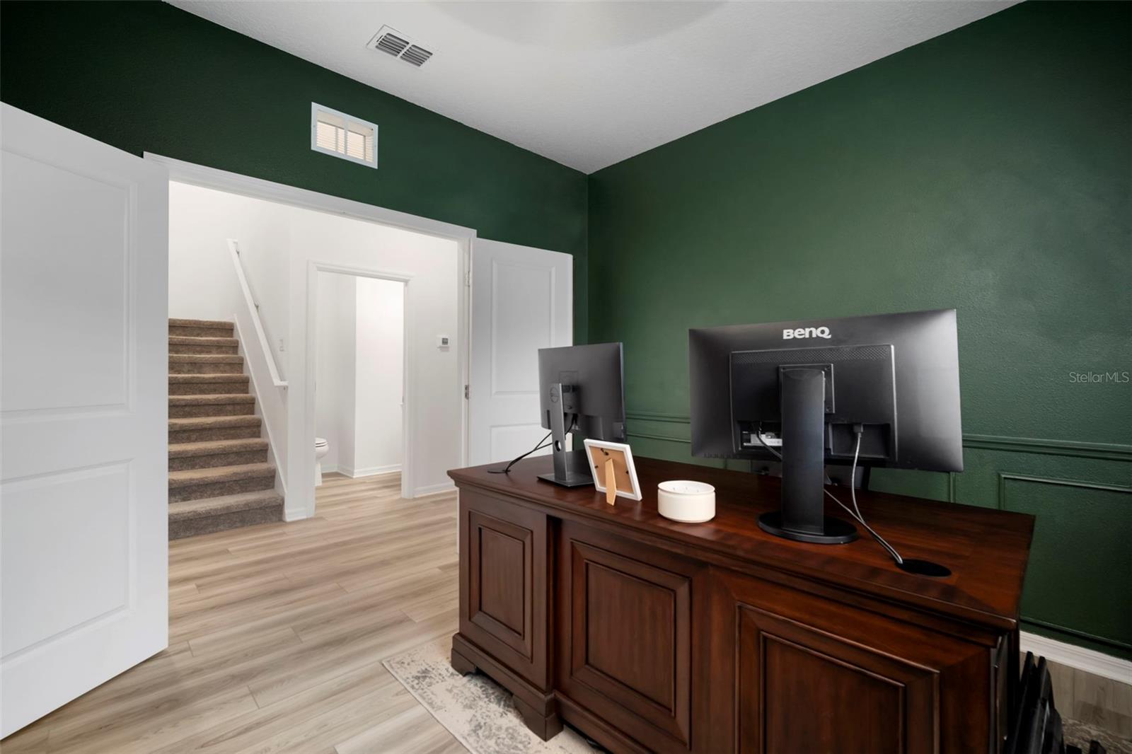 Den/Home Office