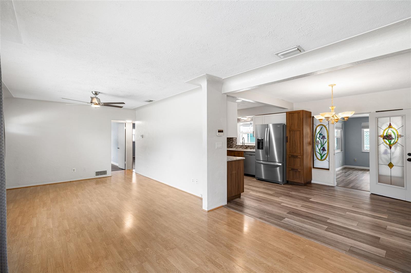 Living/Dining area
