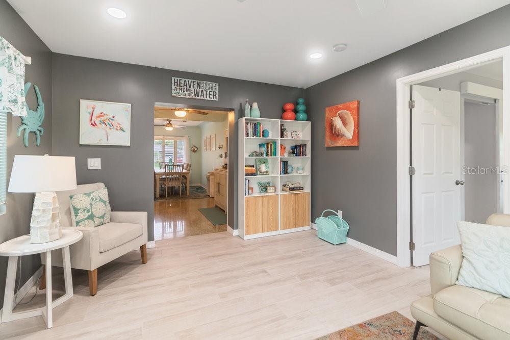 Additional Living Area/Flex