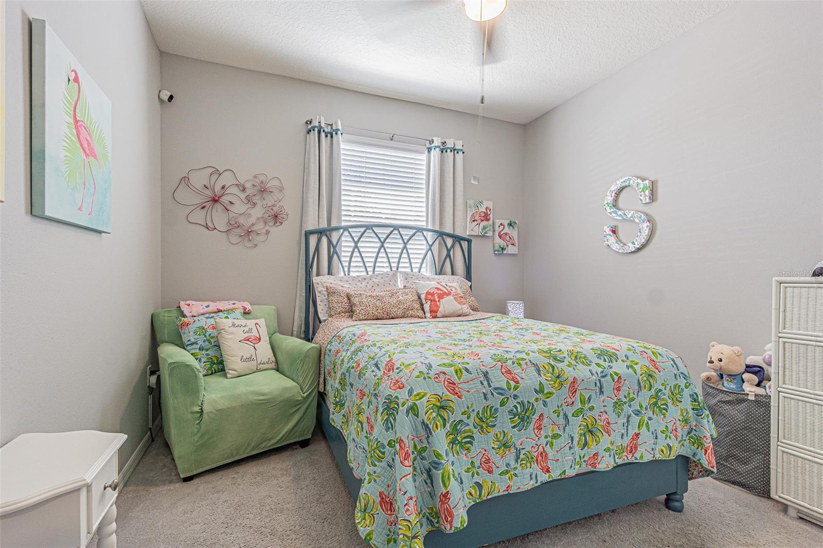 Secondary bedroom
