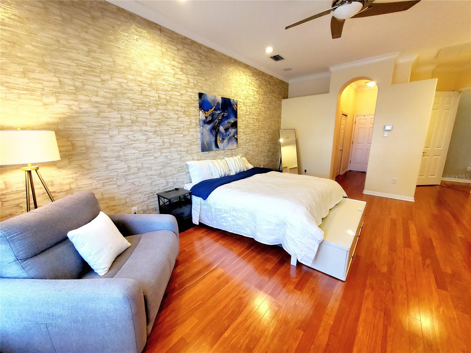 MASTER BEDROOM RETREAT