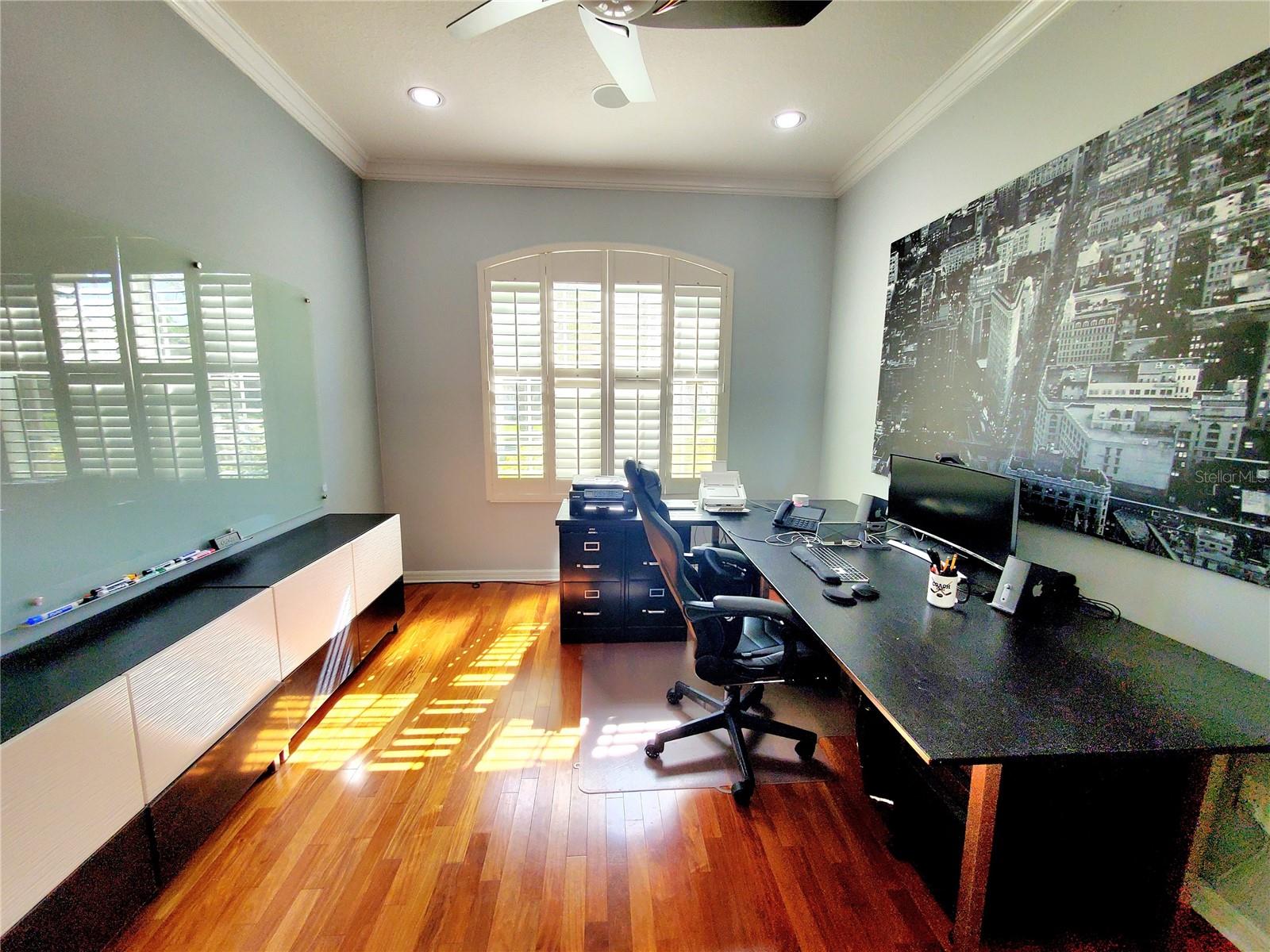 OFFICE (OR 5TH BEDROOM)