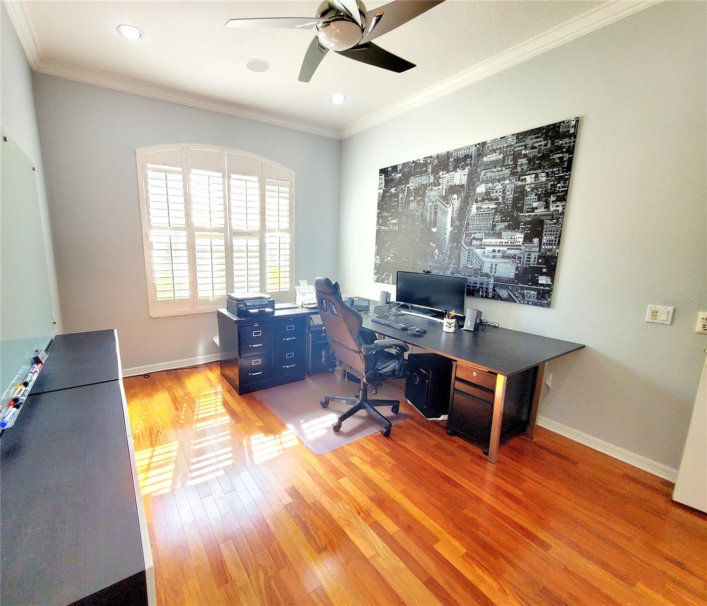 DEN/BEDROOM/OFFICE