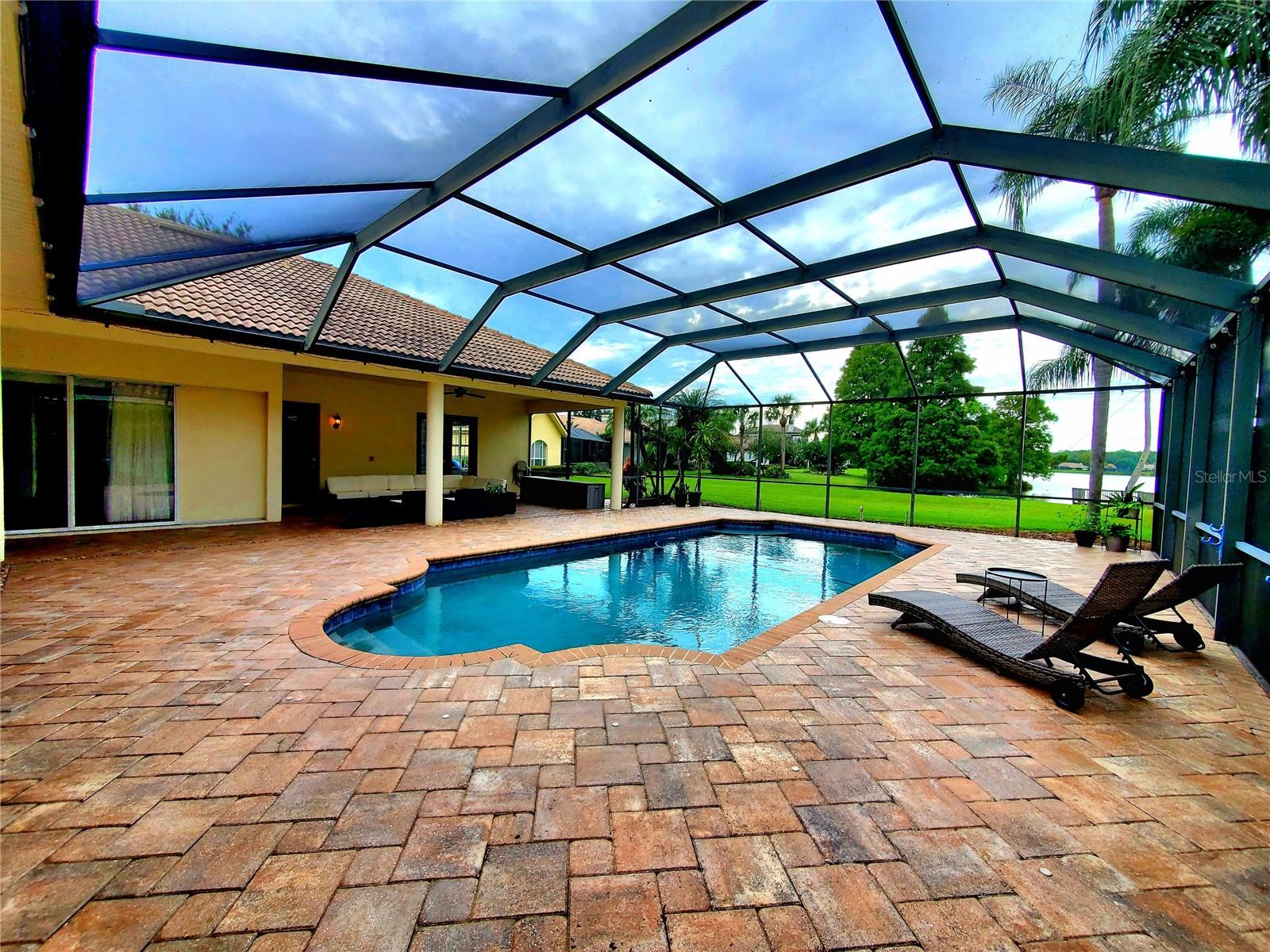 POOL PAVER DECK