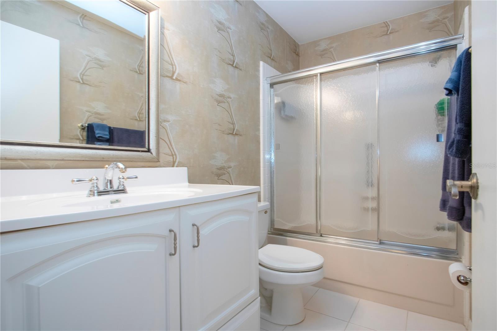 Updated 2nd bathroom