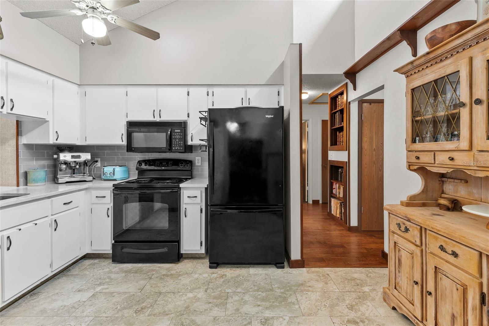 Another view of kitchen