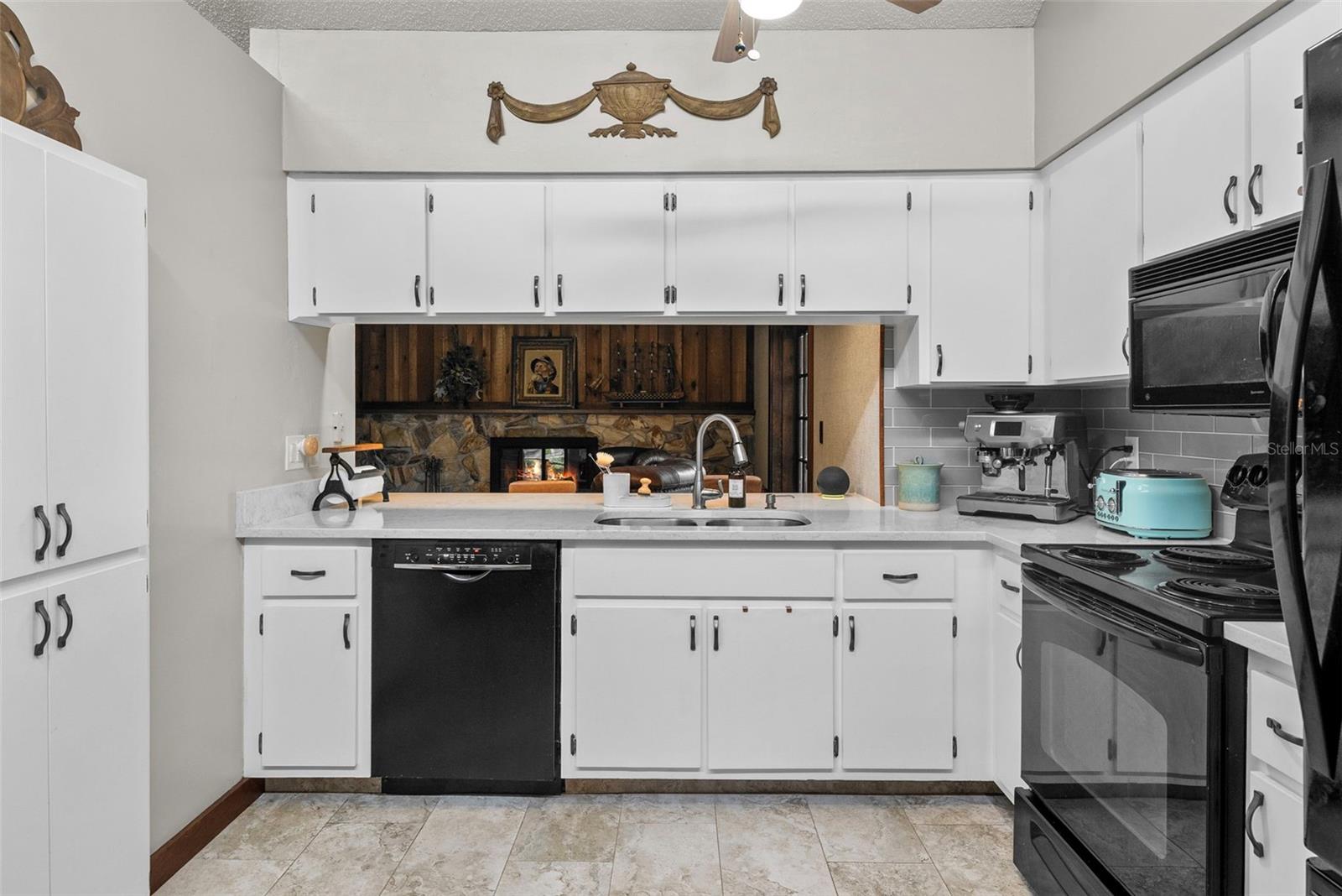 Another view of kitchen