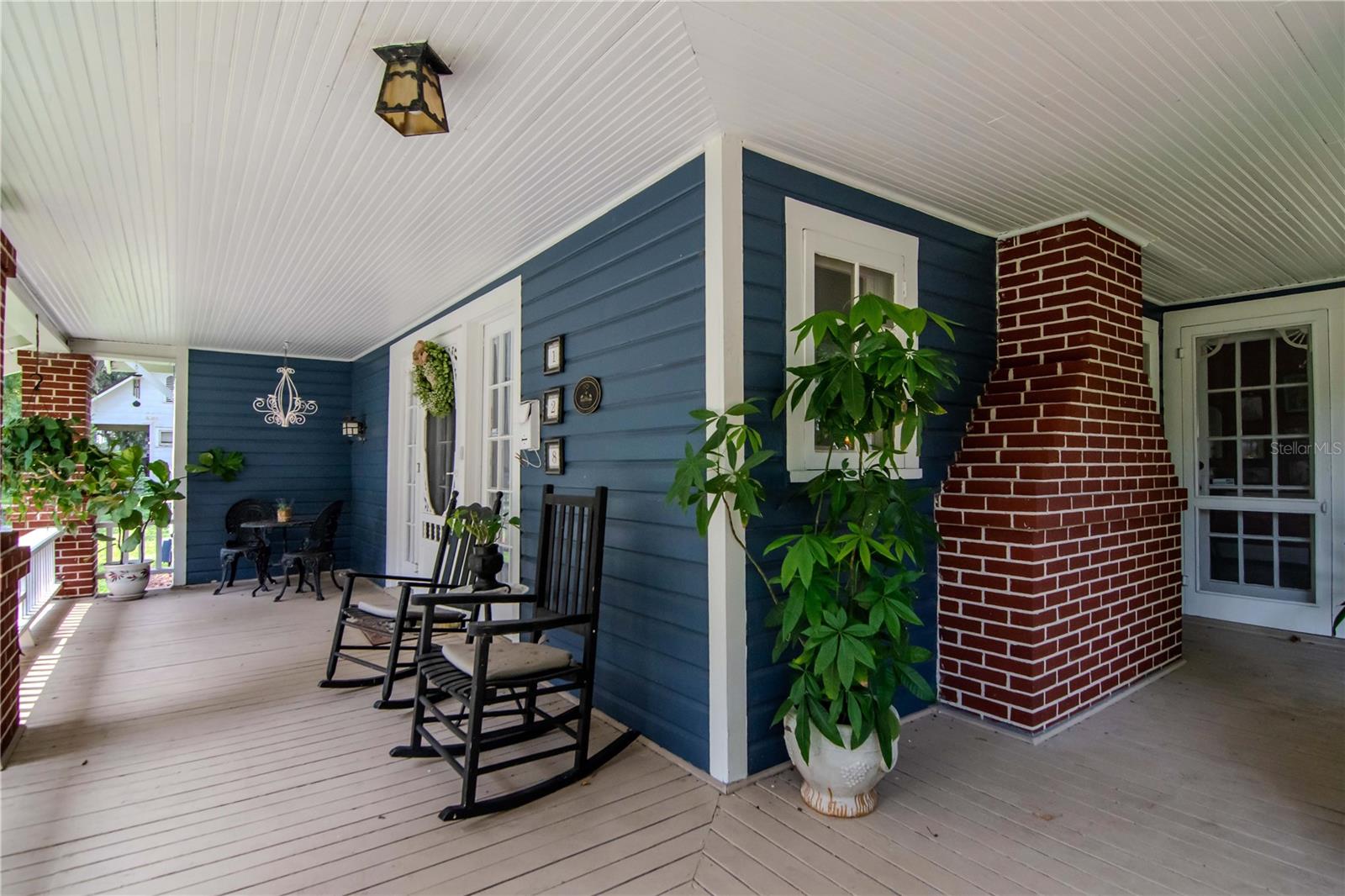 Beautiful wrap around porch