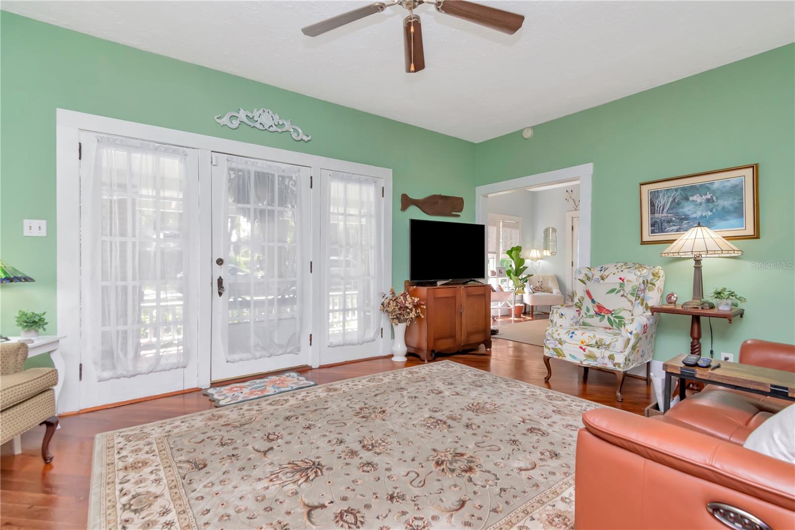 Bright and Beautiful Living Room