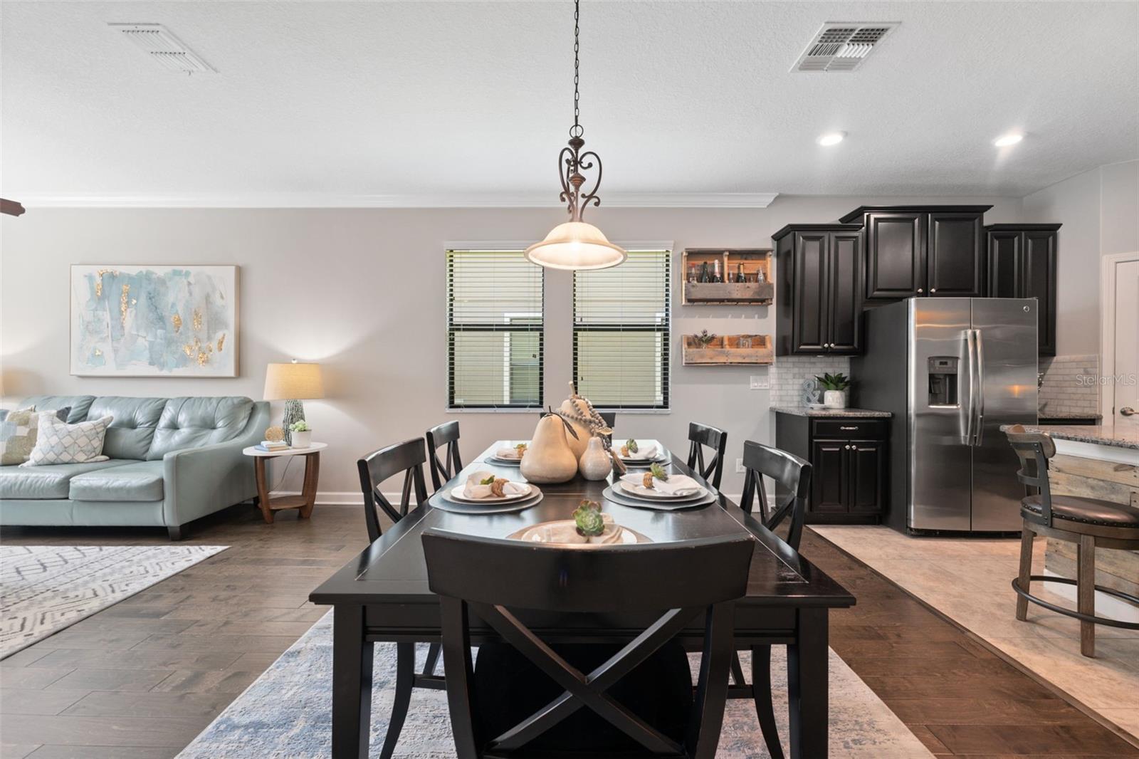 Elegant layout, with well thought out spaces
