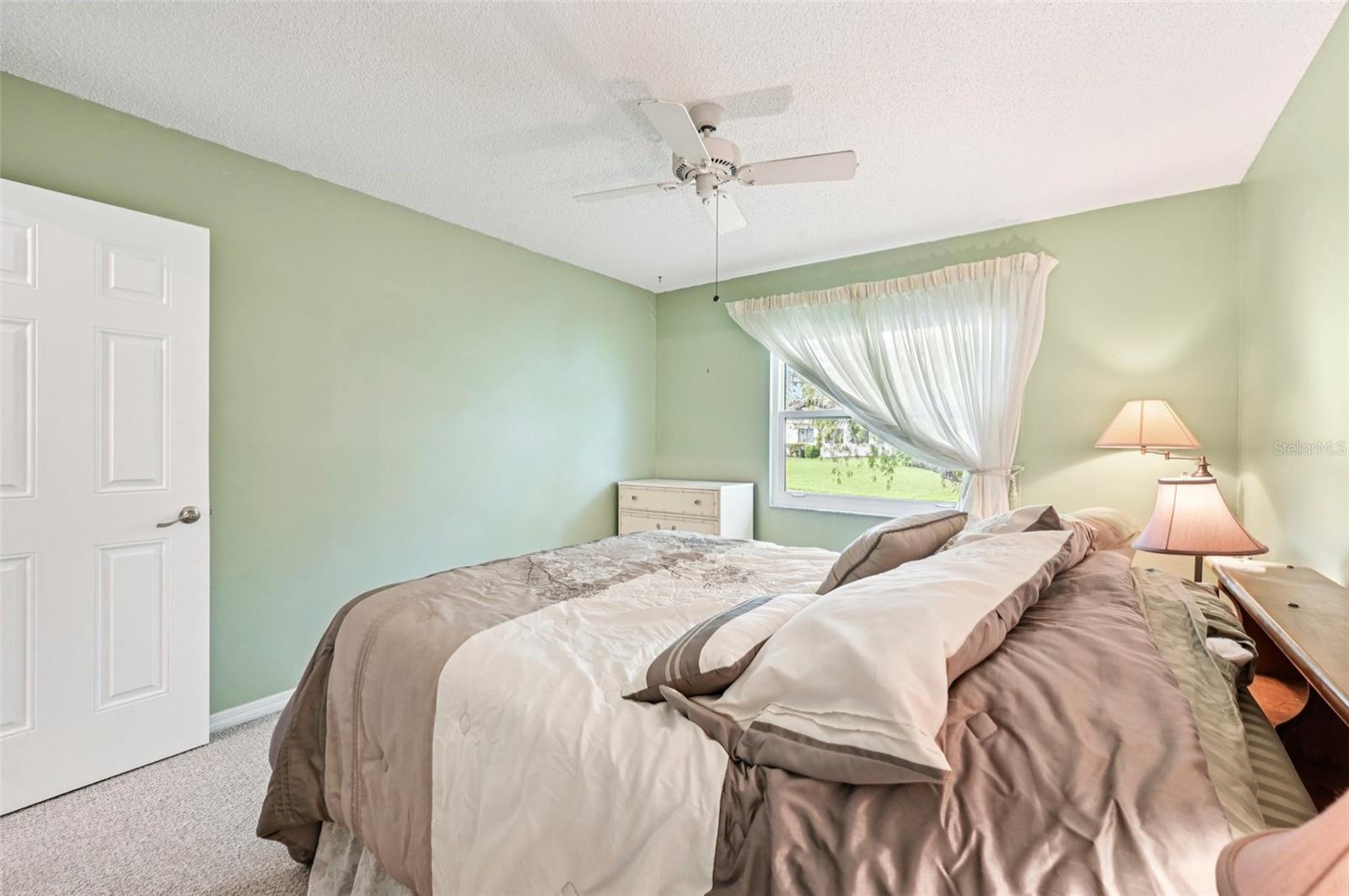 2nd bedroom