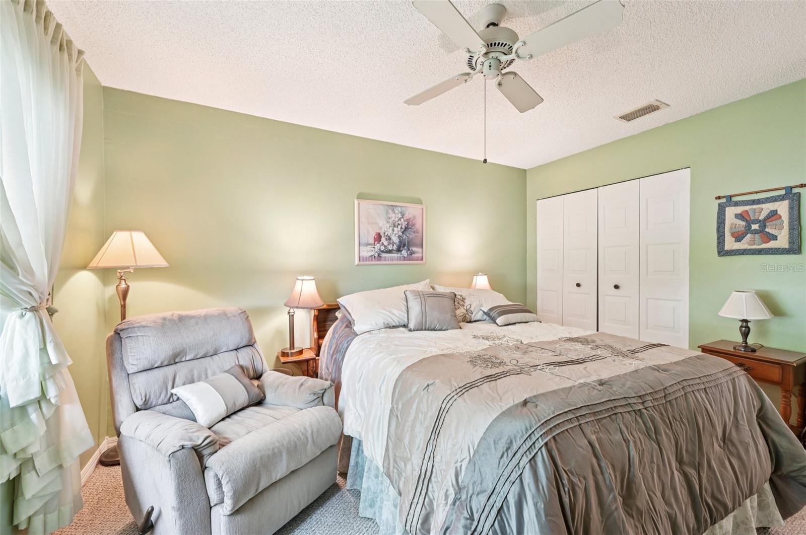 2nd bedroom