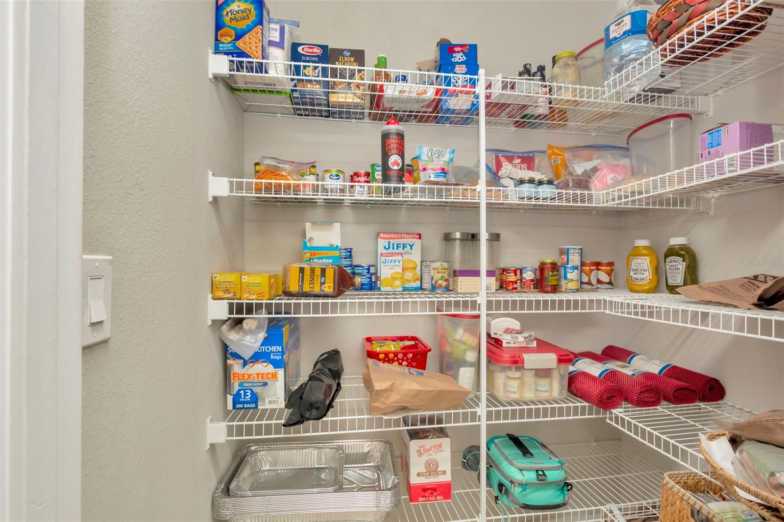 Kitchen pantry