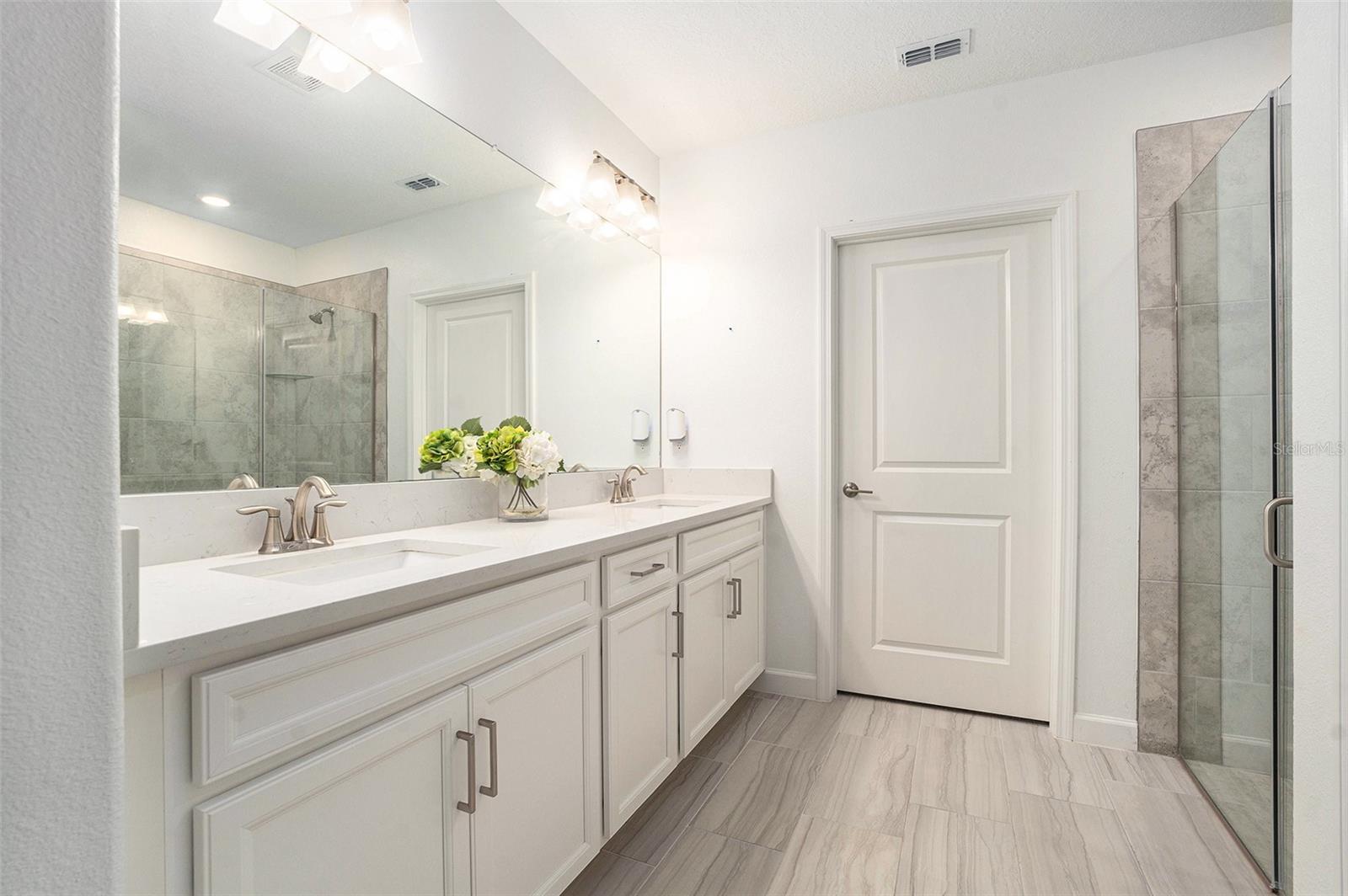Ensuite in Primary