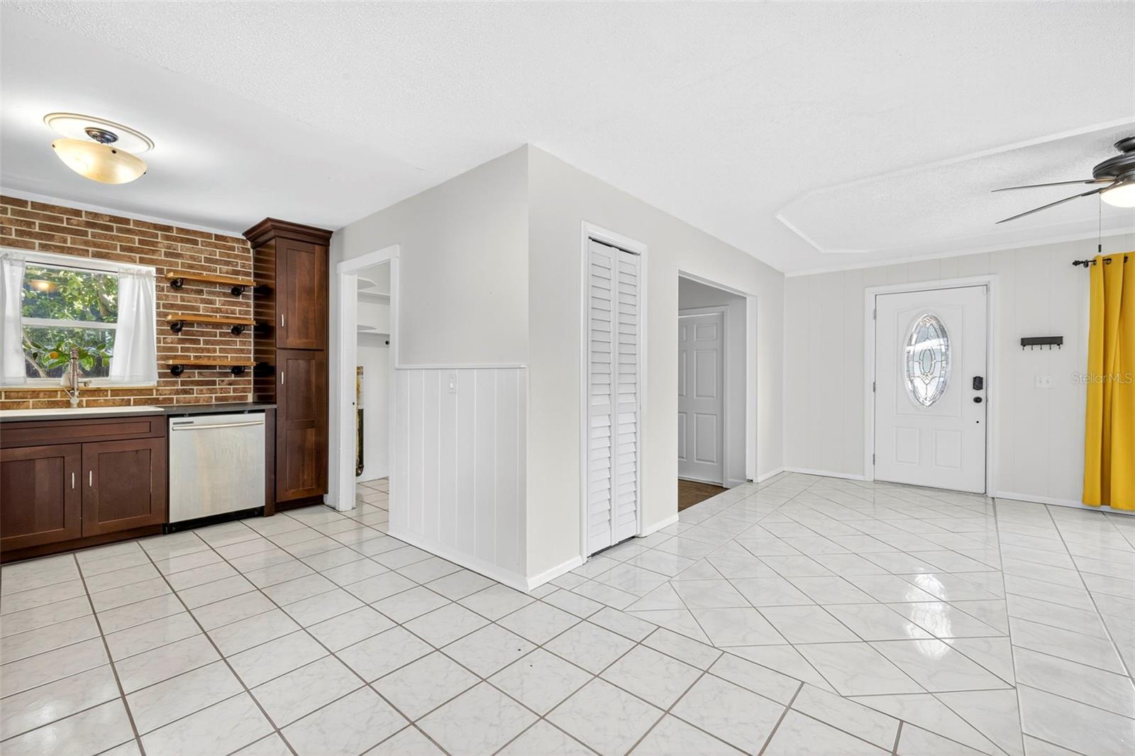 Living Room/Dining Room Combo