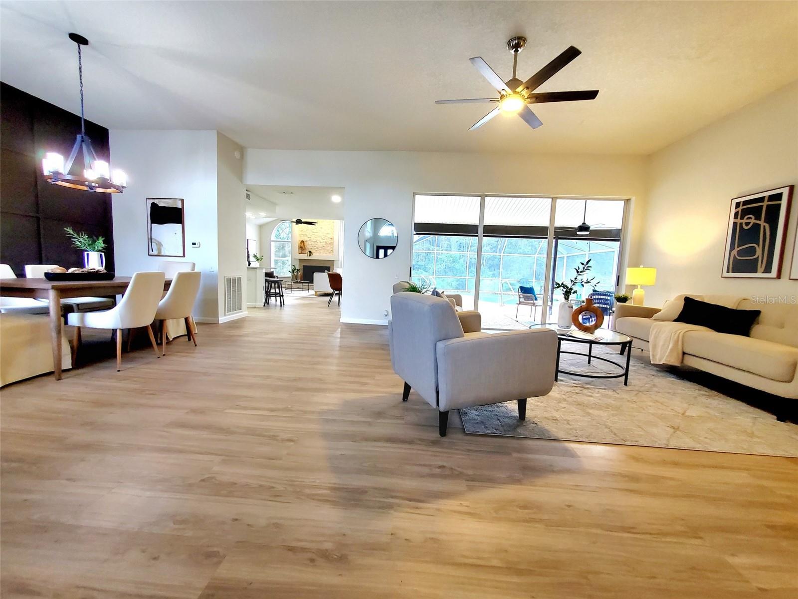 OPEN FLOOR PLAN