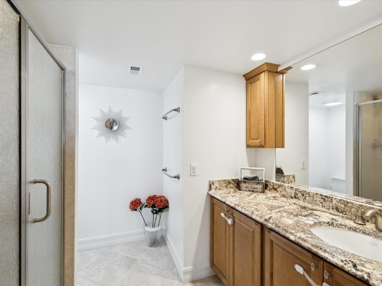 2nd Full Bathroom