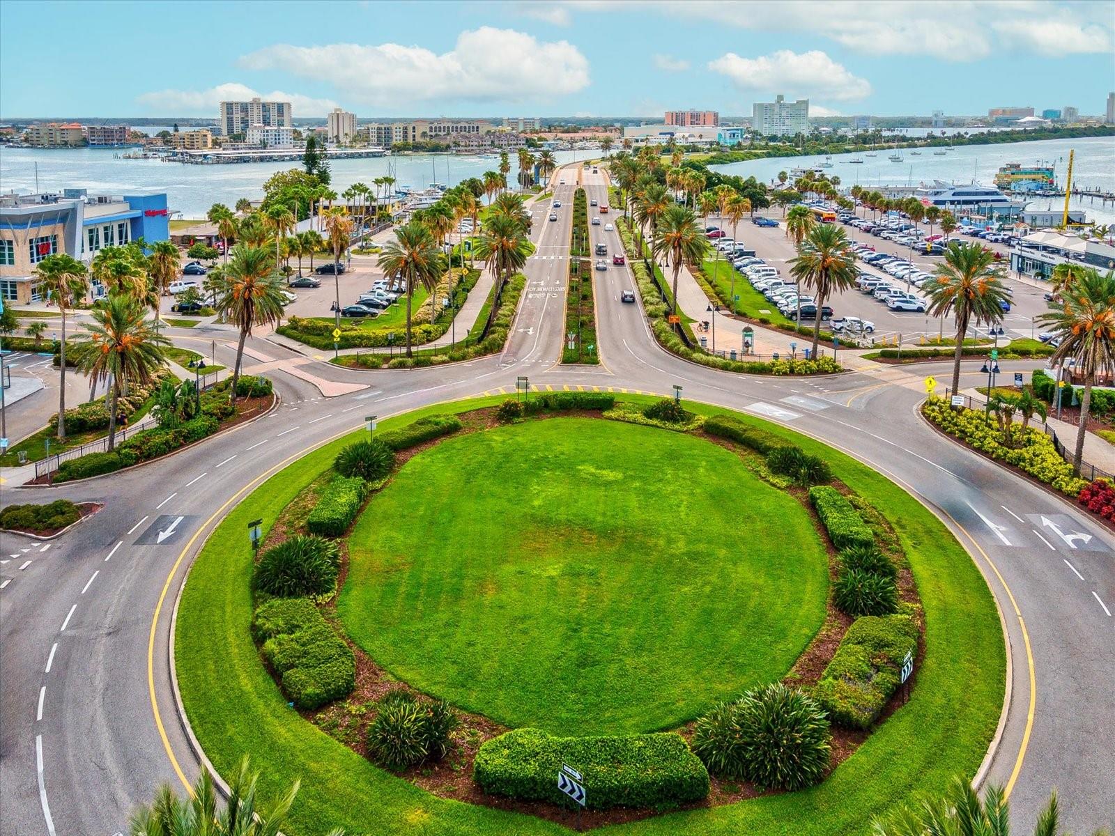 Round a bout/Clearwater Beach