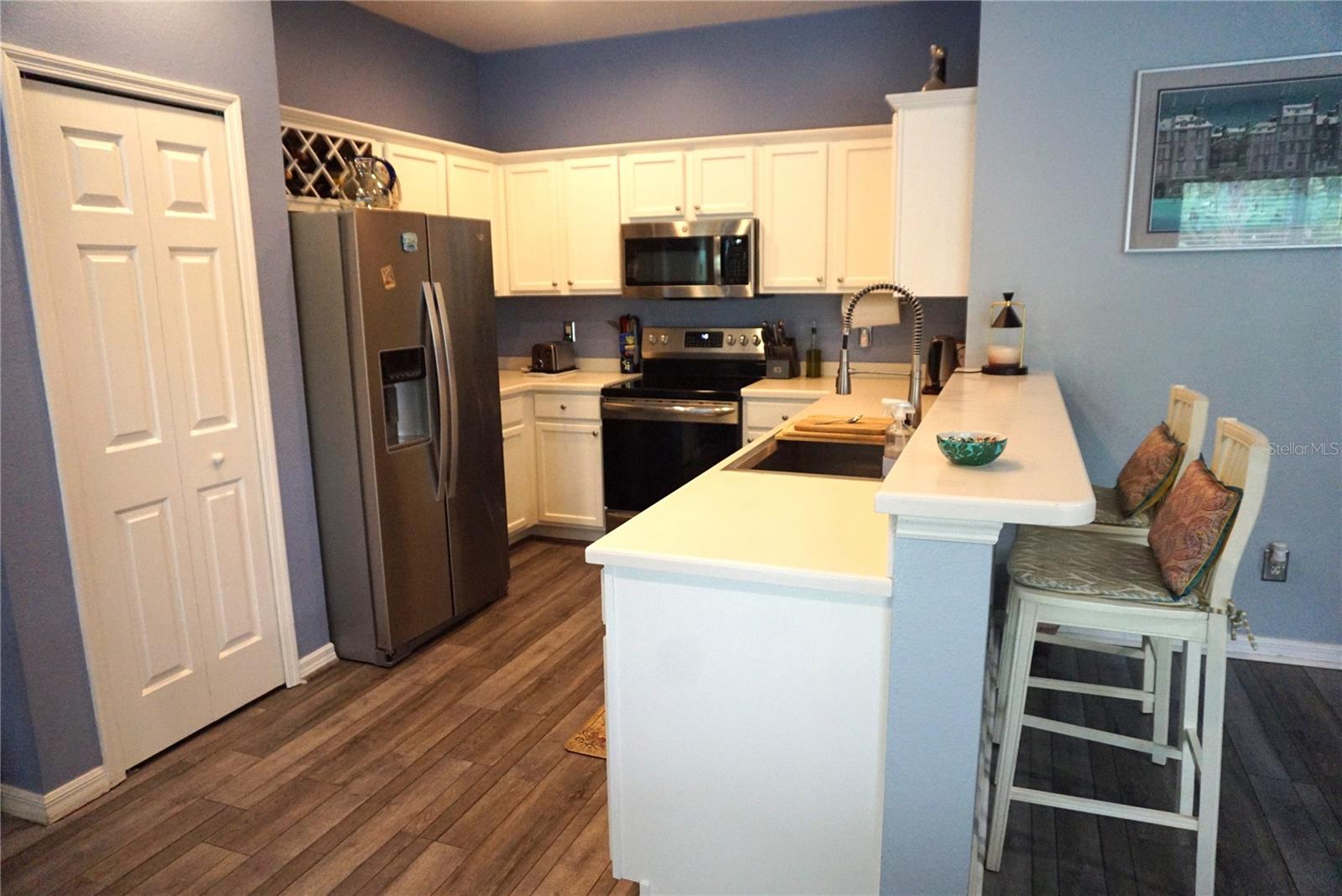 Kitchen with pantry, solid surface counter tops