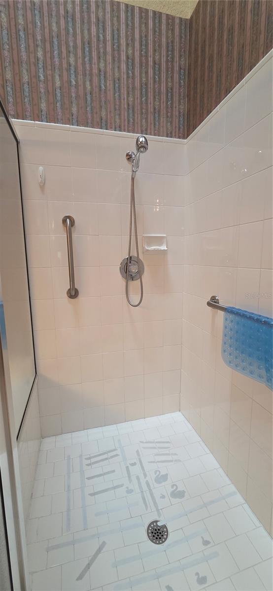 Walk in shower