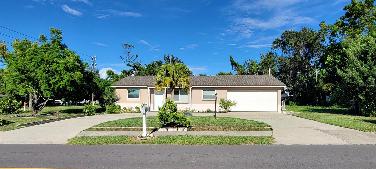 Great curb appeal with circular driveway!