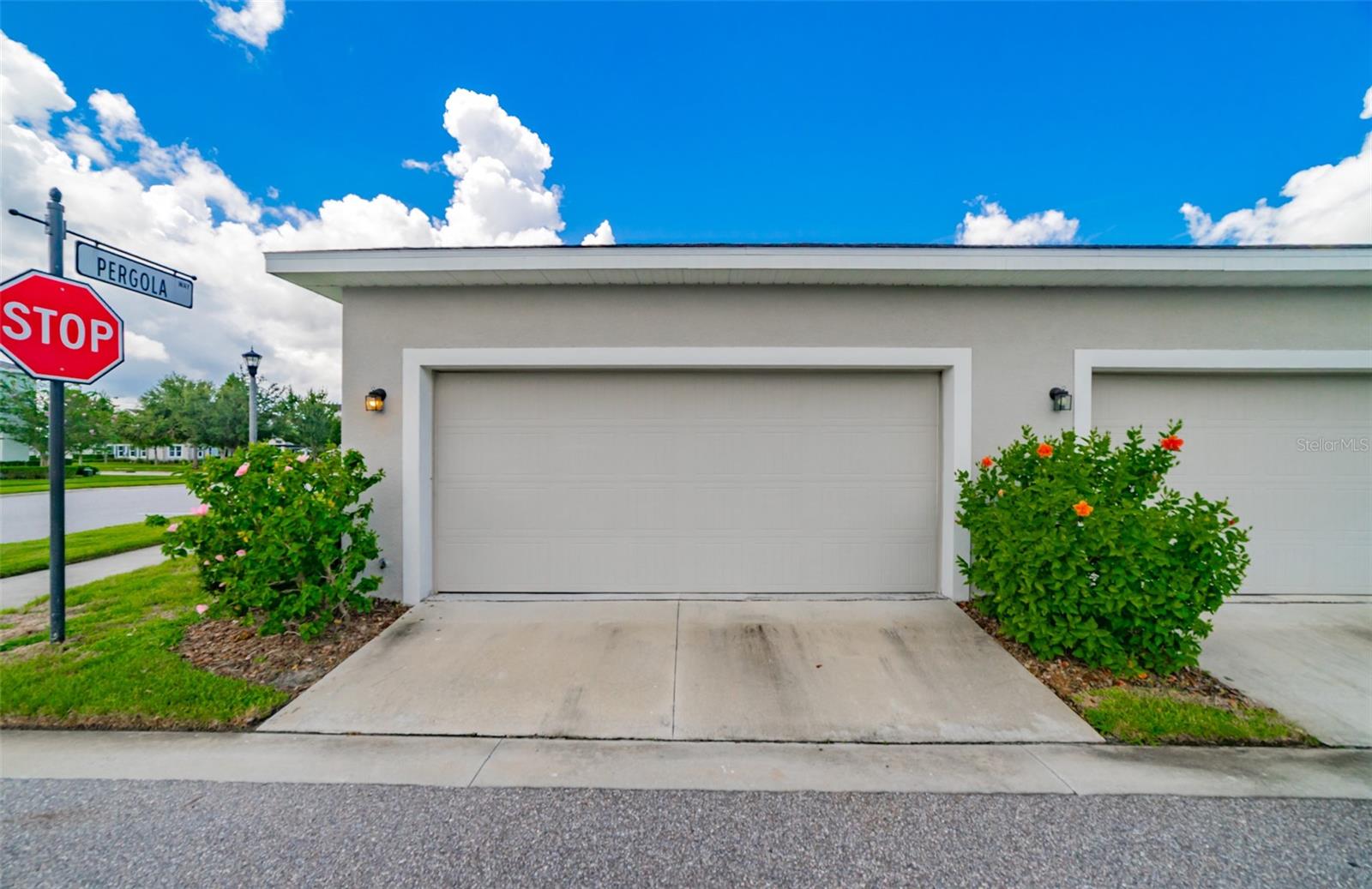 Rear 2 car garage