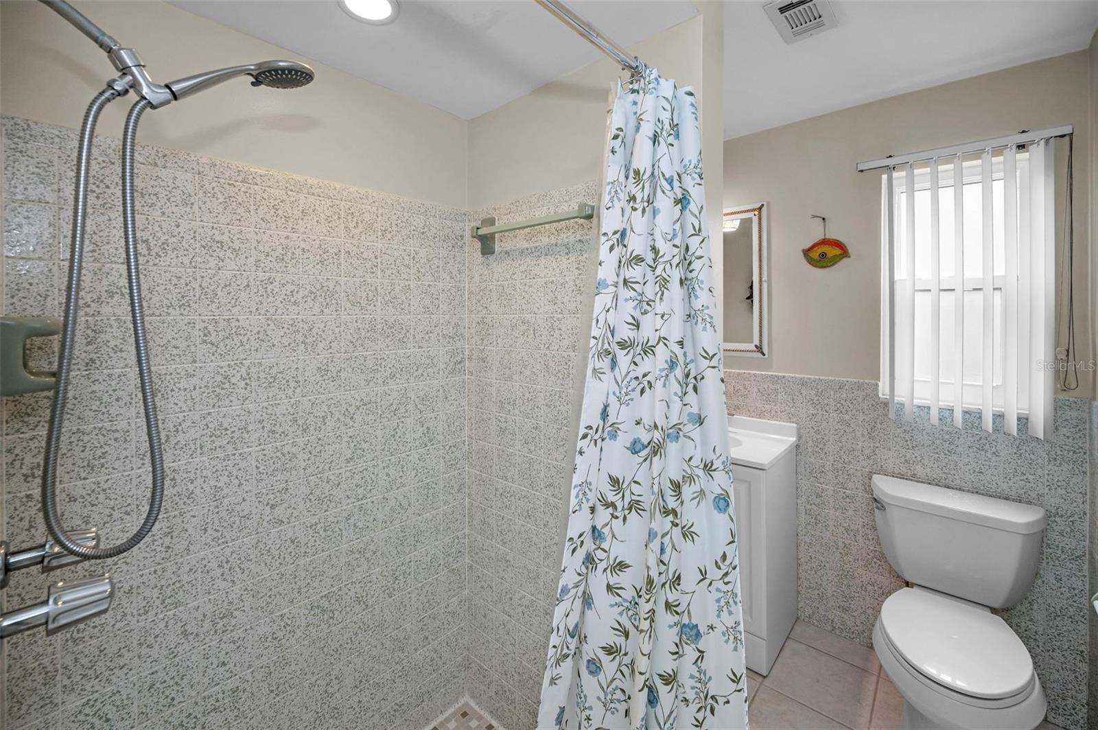 Garage Full Bath