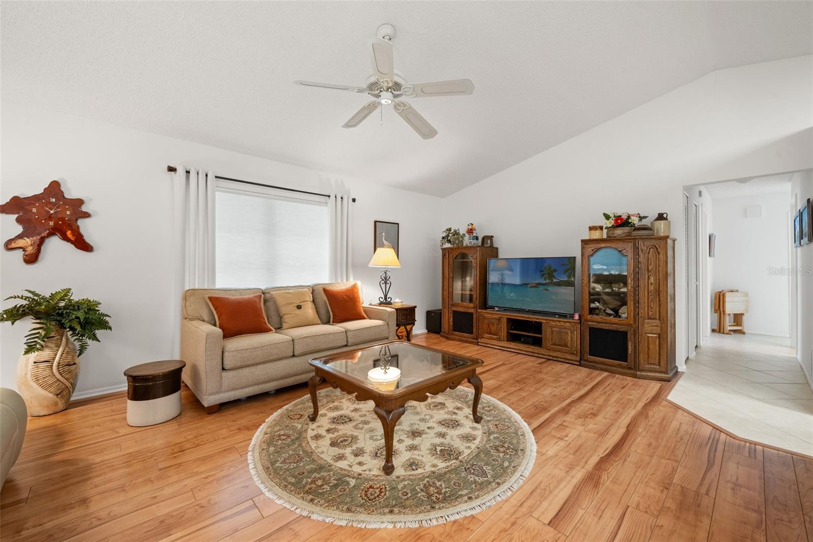 Close up of the other end of the Family Room.