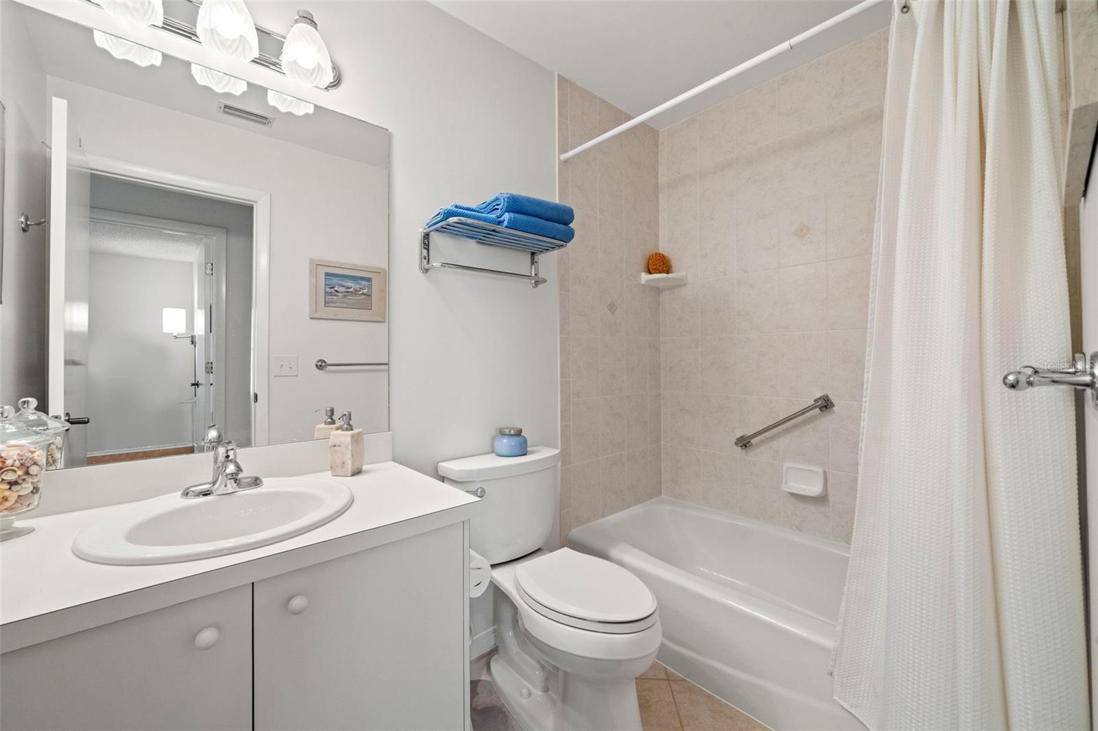 Main Bath across from the 2nd Bedroom.