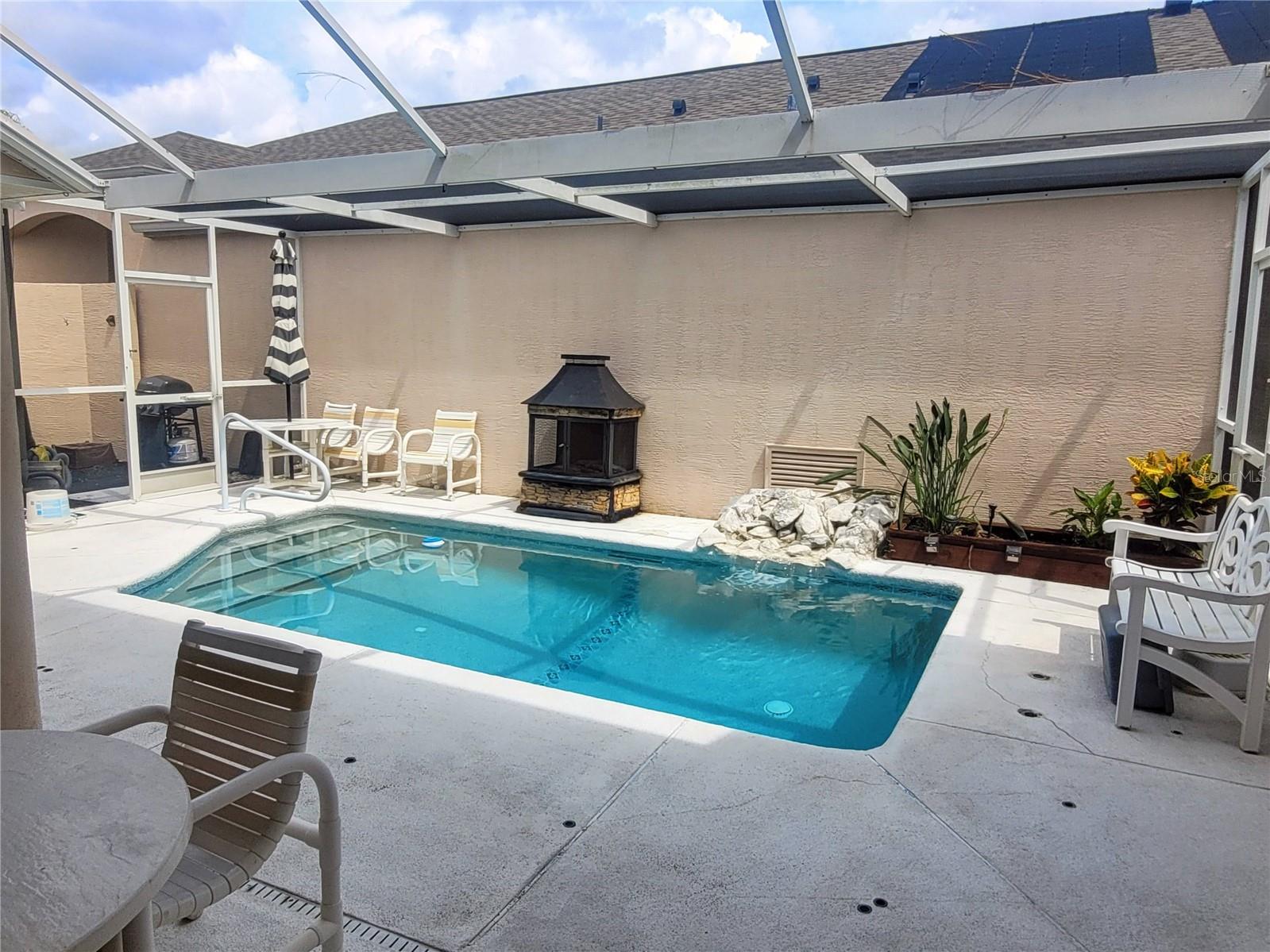 Private Pool Area
