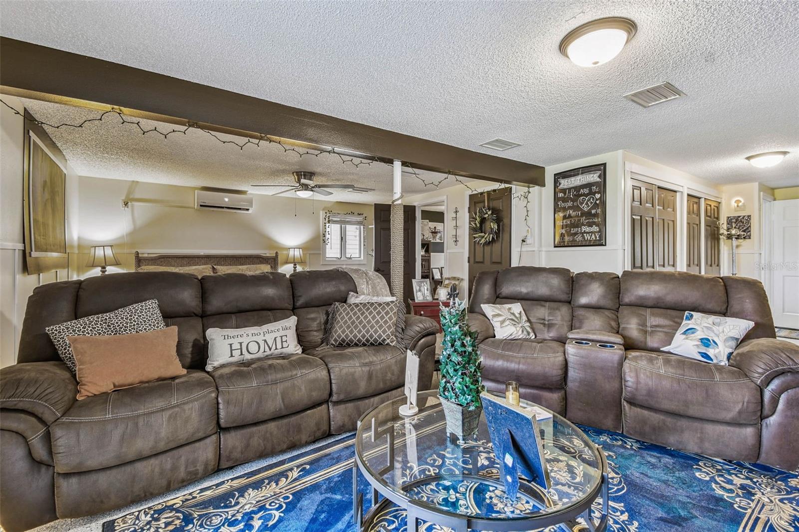 Family Room/Den