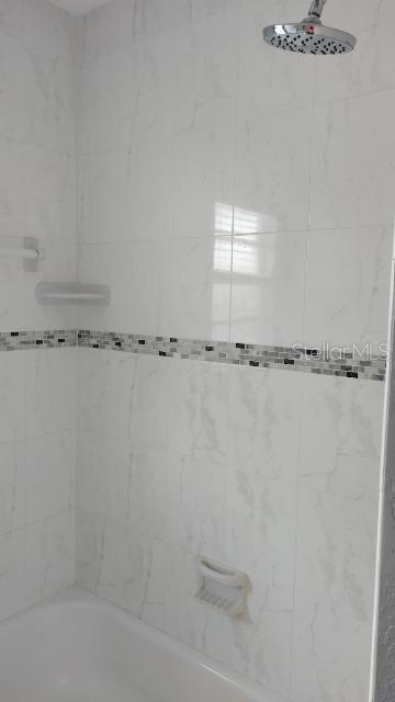 TB8420799