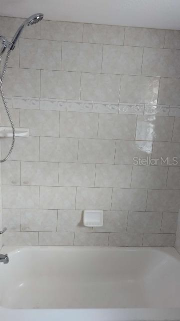 TB8420799