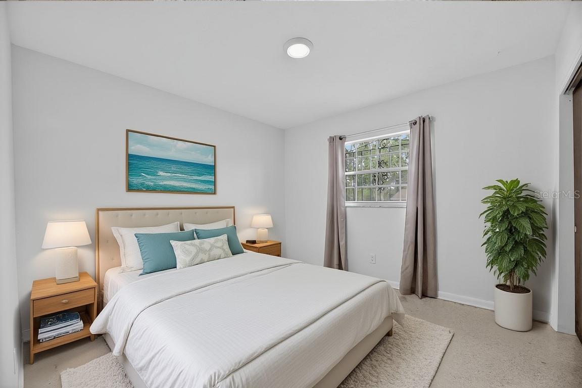 2nd bedroom