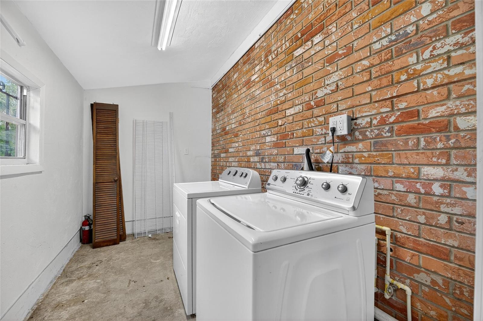 Spacious Laundry Room