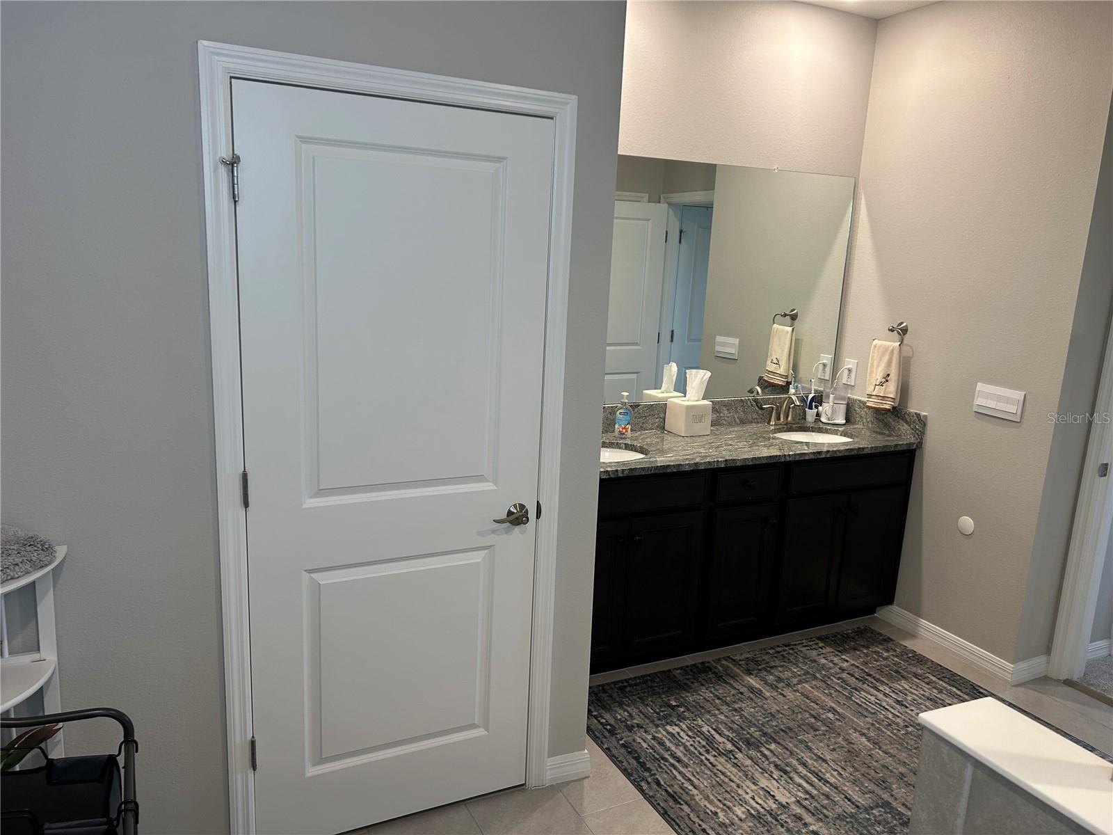 PRIMERY BATHROOM