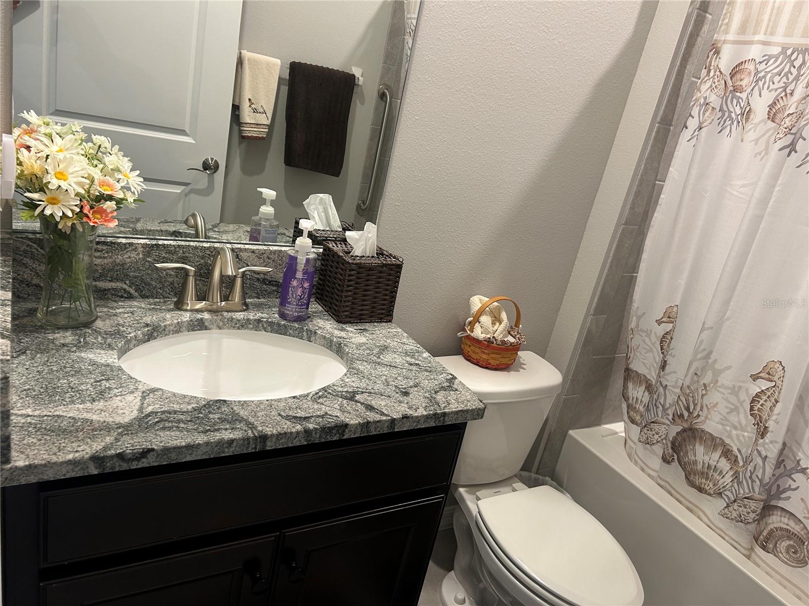 BATHROOM 2