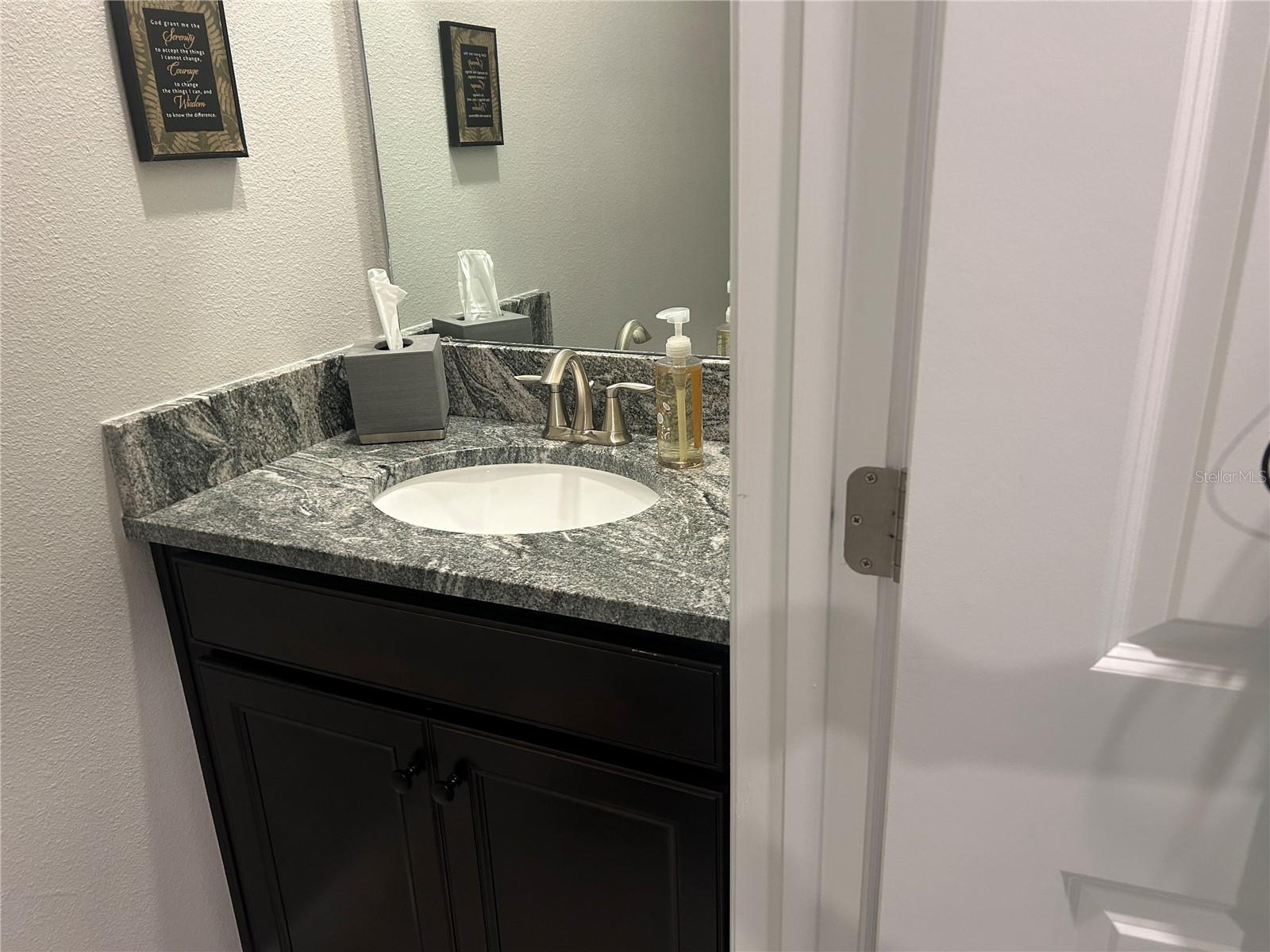 1/2 BATHROOM
