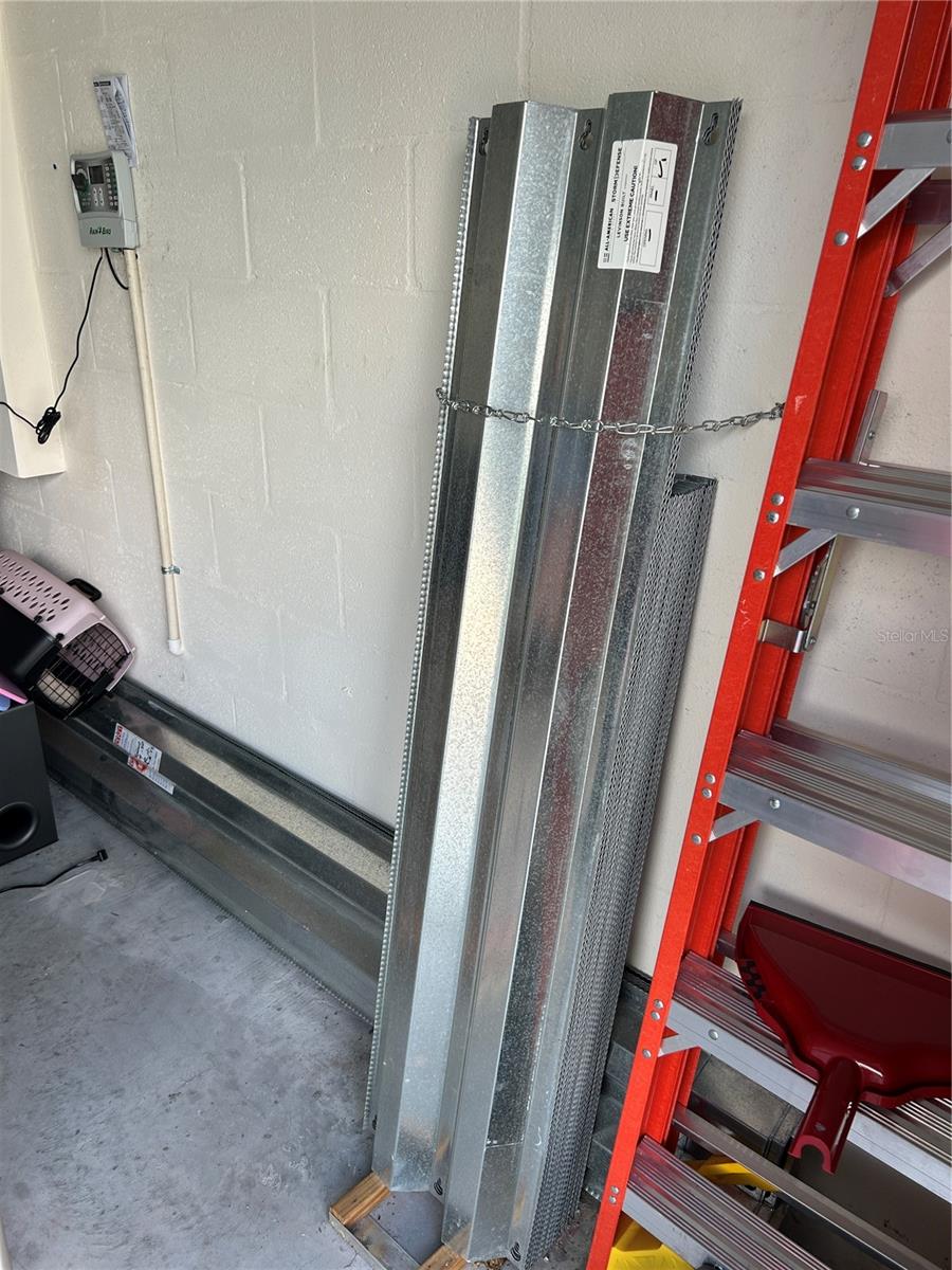 HURRICAN SHUTTERS