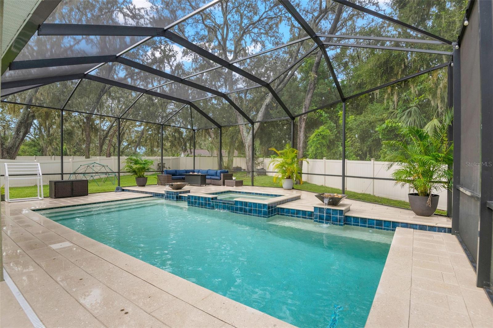 Pool, Lanai