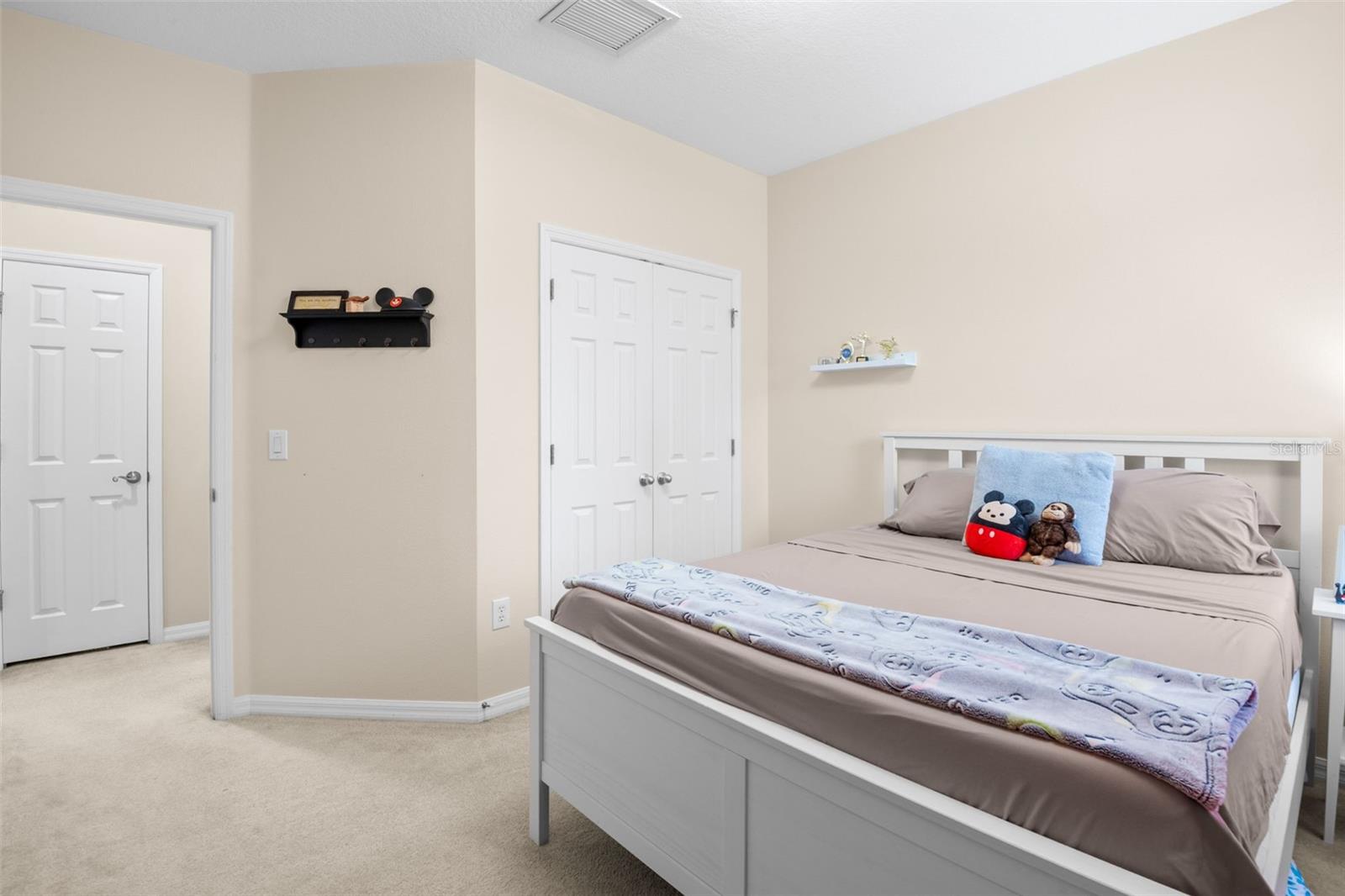 Guest Bedroom#1