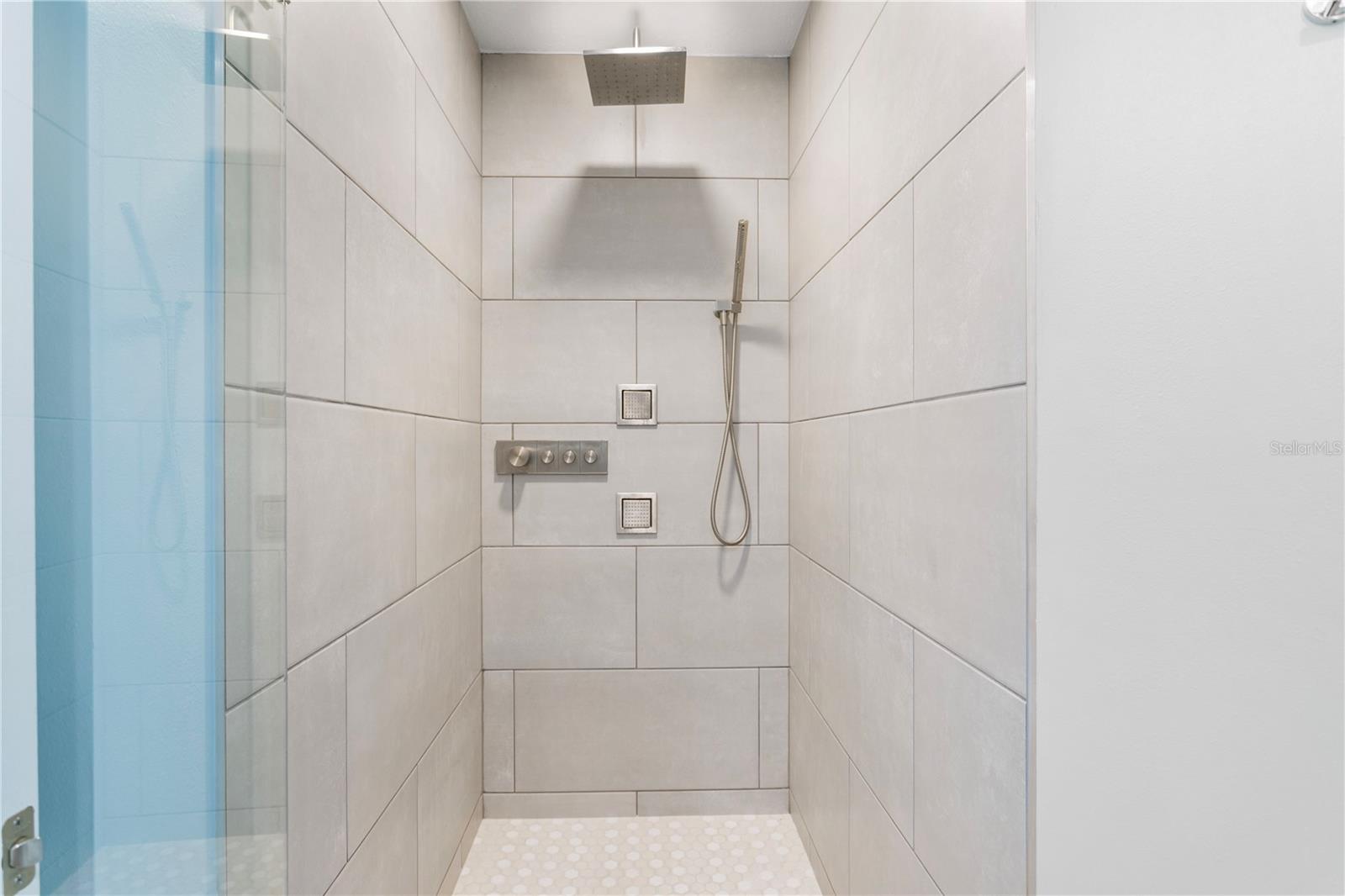 Walk in Shower
