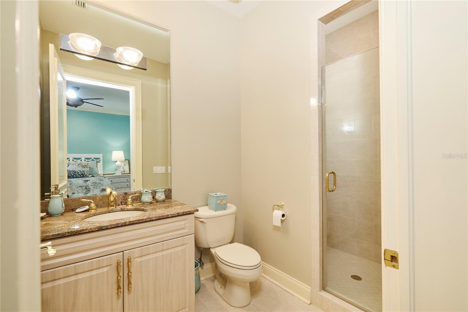 Bedroom 4 En-Suite full bath