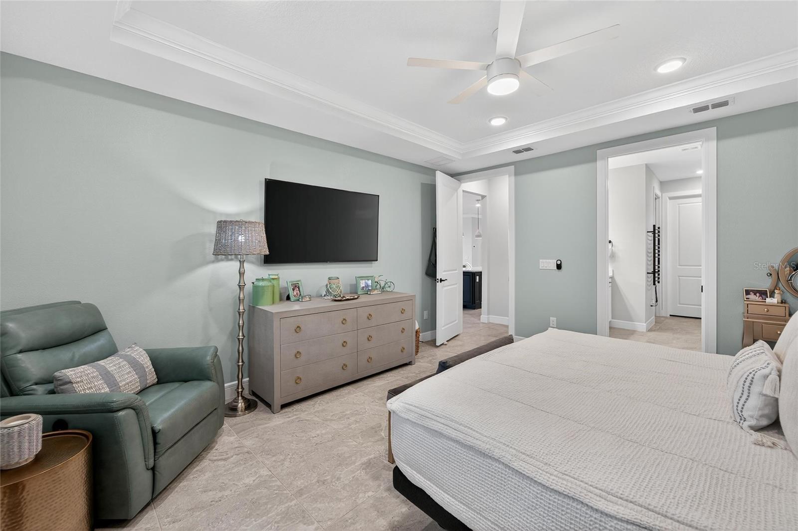 Primary bedroom