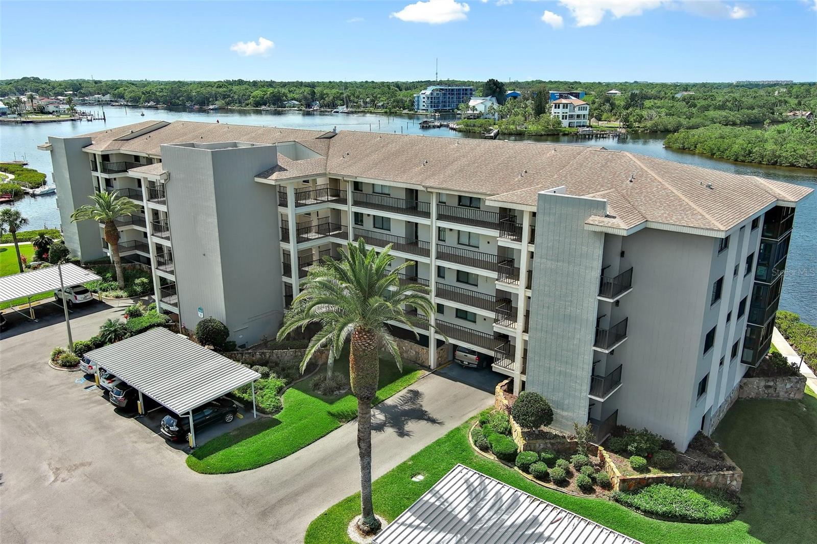 Building 7 DIRECTLY on the RIVER